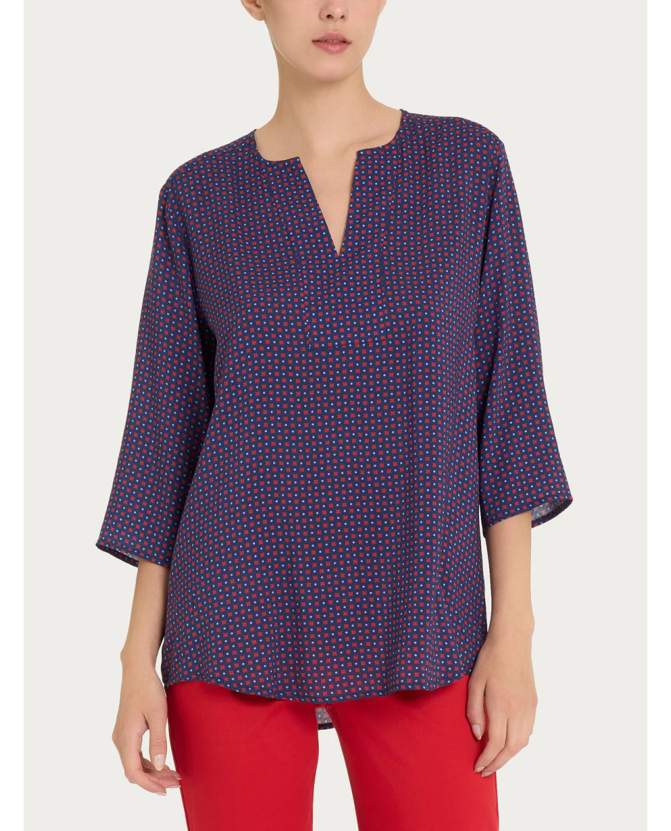 Ragno Blusa con scollo a V e micro pattern in Ecoseta - Fant. Salsa